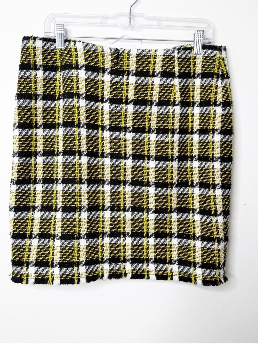 AKRIS PUNTO | Plaid Tweed Fringe Hem in Glen Check Print Mini Skirt Sz. 10 Y2K - Picture 5 of 5